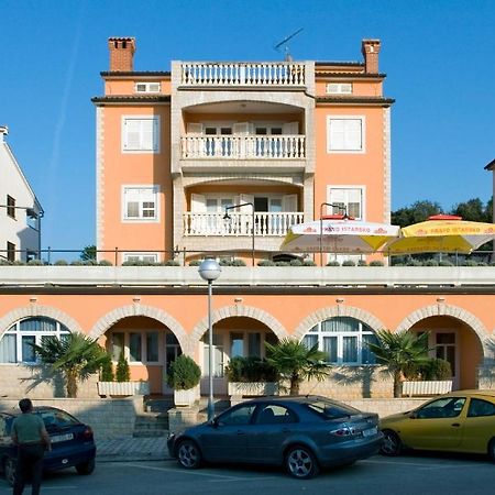 Apartments Valentino Vrsar Exterior foto